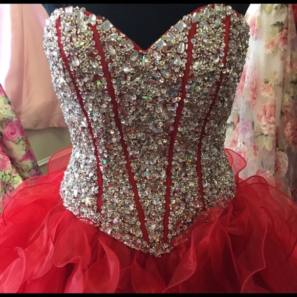 Stunning New Ruffled Red Prom Gown - Picture 2 of 5